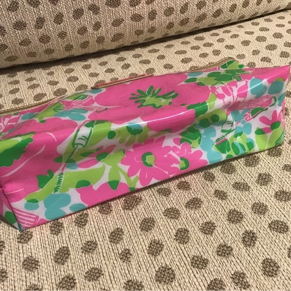 Lilly Pulitzer cosmetics bag - Picture 3 of 4